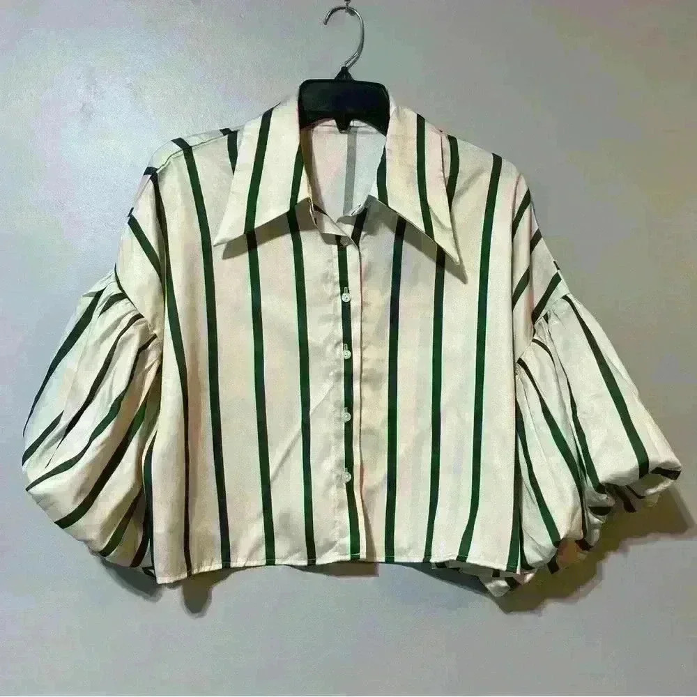 SHEIN Lantern Sleeve Striped Print Shirt size M ivory- green - Picture 3 of 11